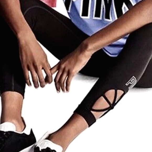 OFFER💋NEW💋 PINK Victoria's Secret SEAMLESS Strappy Tummy Control Leggings, XS - Picture 2 of 2